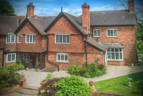 The Old Rectory Valley View Room In Private Home — 4-Star Luxury Hotel in Hatfield, United Kingdom
