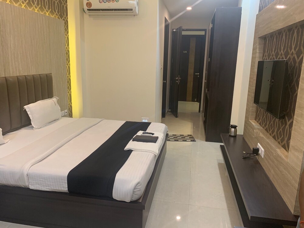 Hotel The Grand Tilak — Akbarpur — photo 3