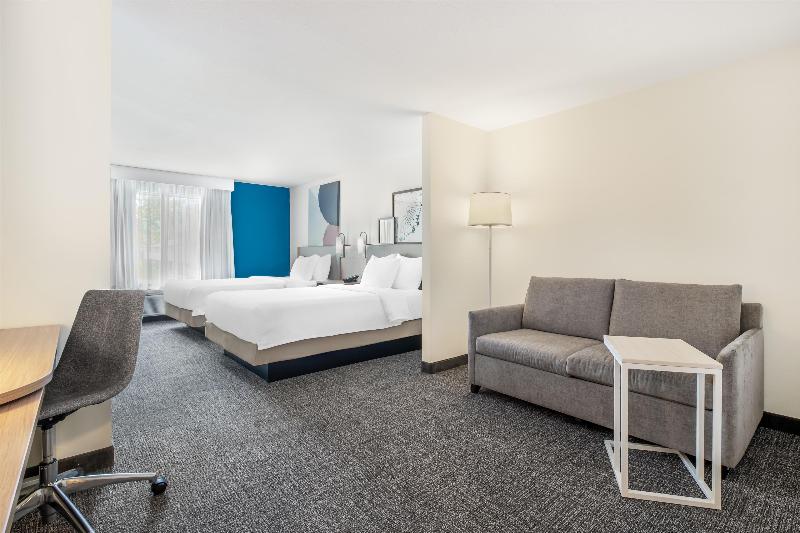Spark by Hilton Shepherdsville Louisville South - photo 20