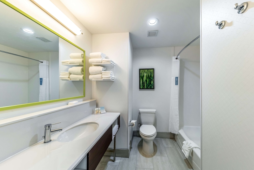 Hampton Inn & Suites Pryor - photo 17