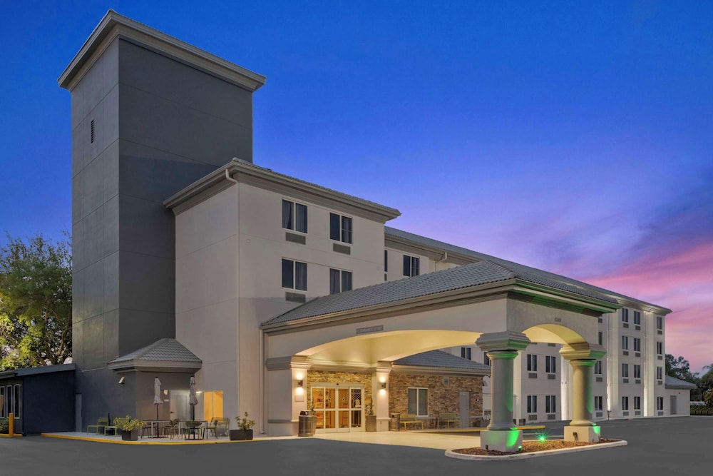 Best Western Orlando Convention Center Hotel
