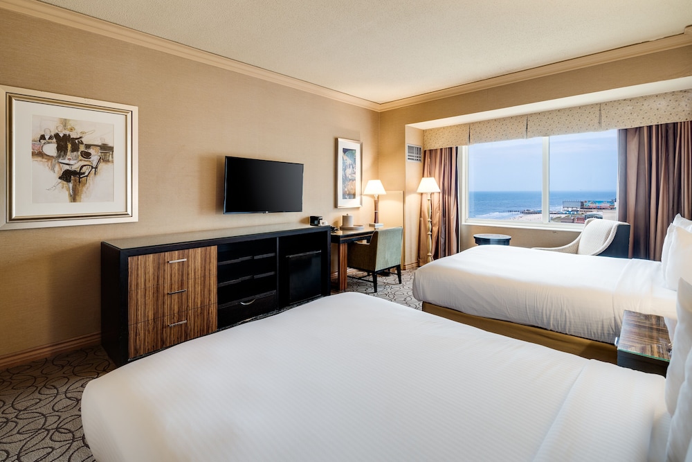 Showboat Hotel Atlantic City - photo 27