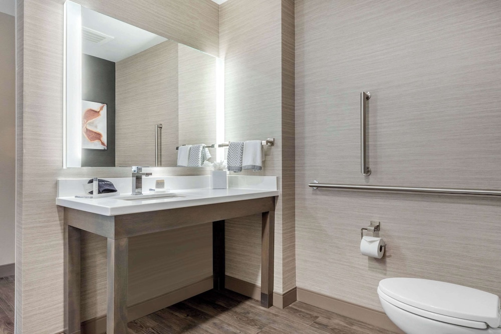 Cambria Hotel Fort Mill - photo 21