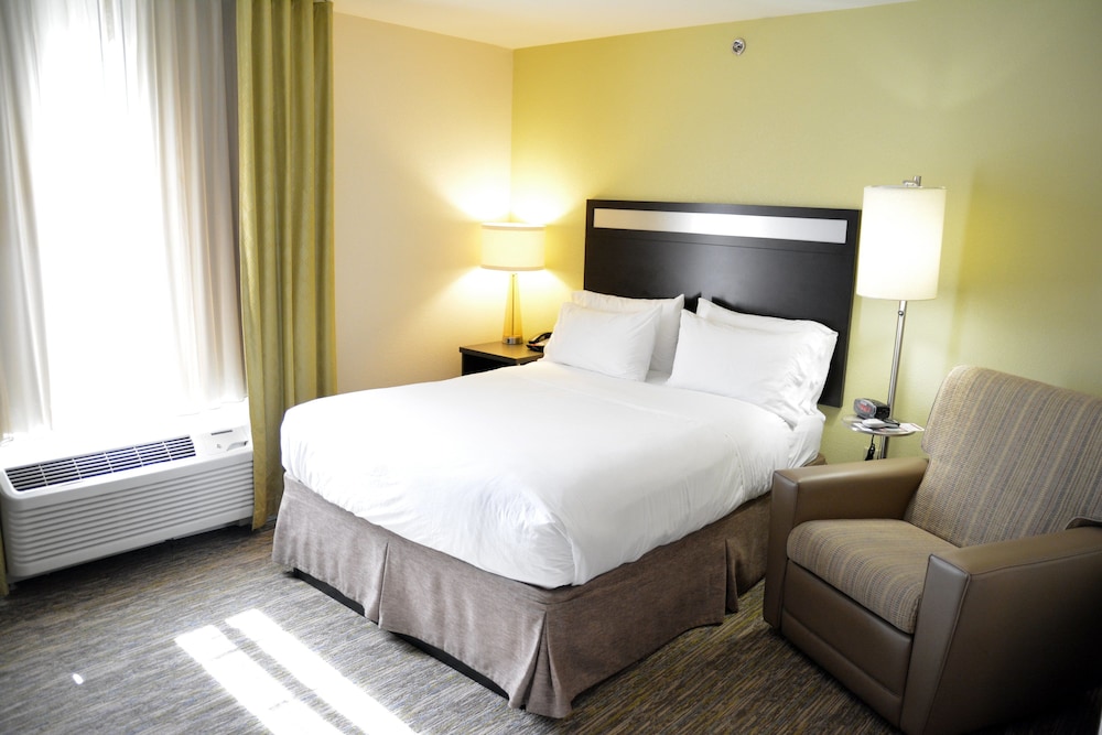 Candlewood Suites Youngstown W I 80 Niles Area by IHG - photo 14