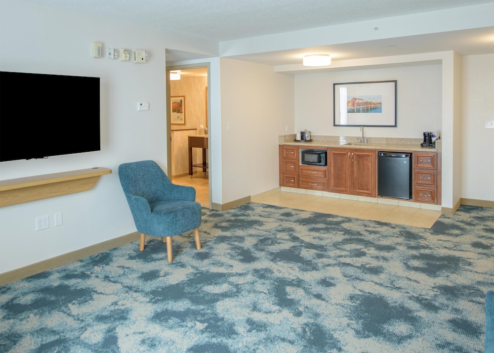 Hampton Inn Presque Isle Maine - photo 37
