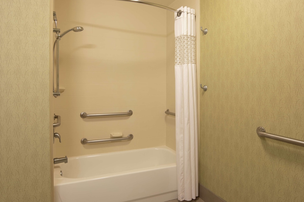 Hampton Inn Atlanta Town Center Kennesaw - photo 12