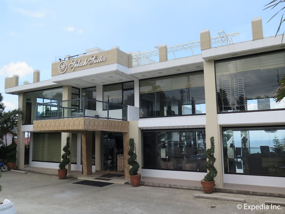 Splash Suites Hotel Tagaytay in Tagaytay, Philippines