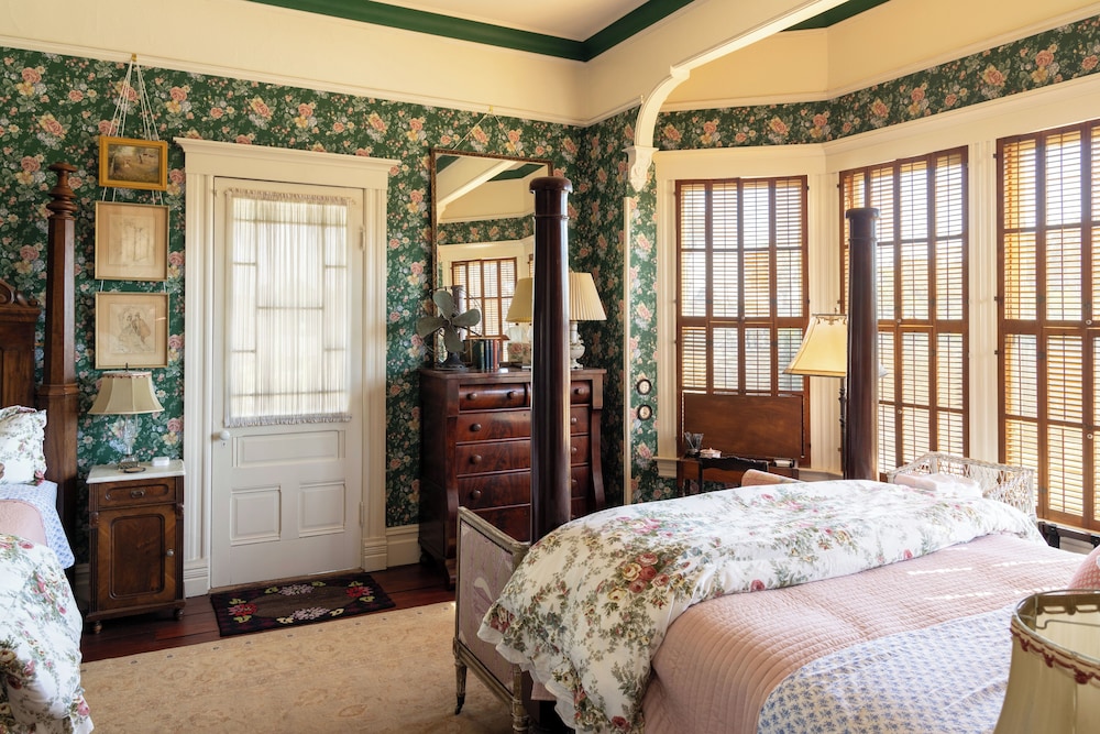 The JD Hyde Historic Inn - photo 21
