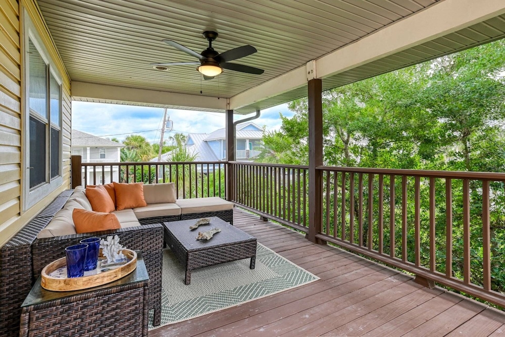 Golden Mile Beach Retreat in Saint Augustine, United States