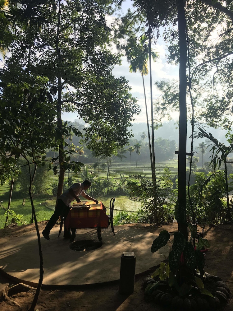 Kandy Village Glamping - last minute hotel in Kandy