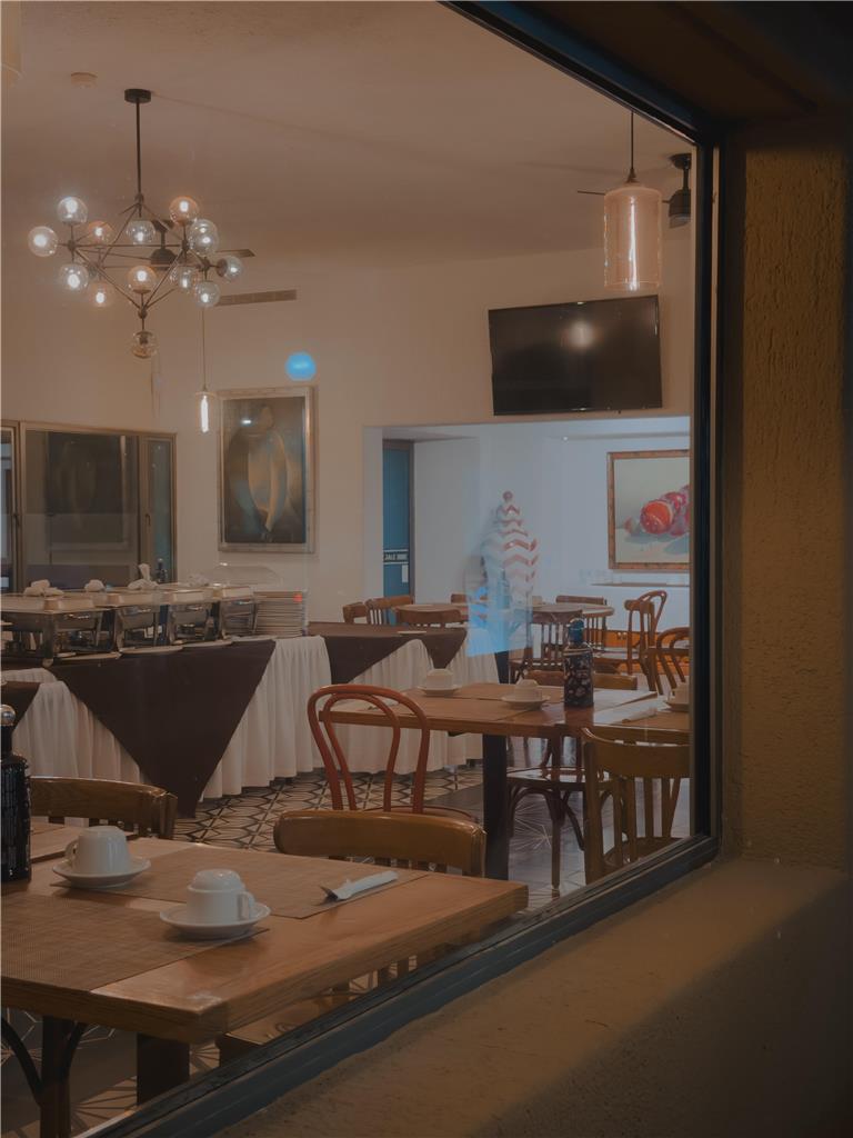Los Patios Hotel
