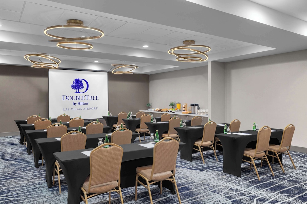 DoubleTree by Hilton Las Vegas Airport - photo 46