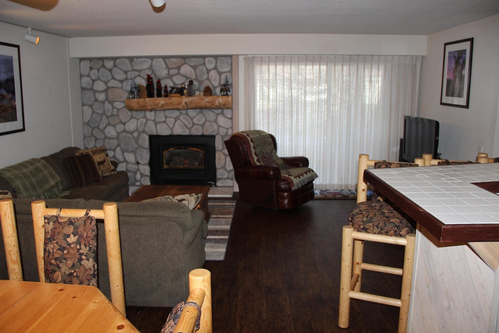 Snowcreek 613 Phase IV - photo 16