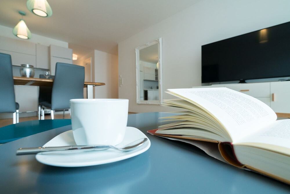 Vienna Residence Spacious Serviced Apartment in Vienna directly at the U4 — 4-Star Luxury Hotel in Vienna, Austria