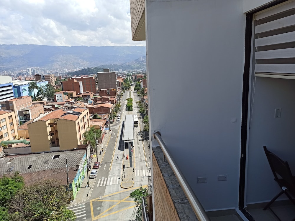 Ofisuite la 30 - last minute hotel in Medellin