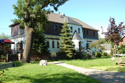 Landgasthof Am Park — hotel in Crottendorf