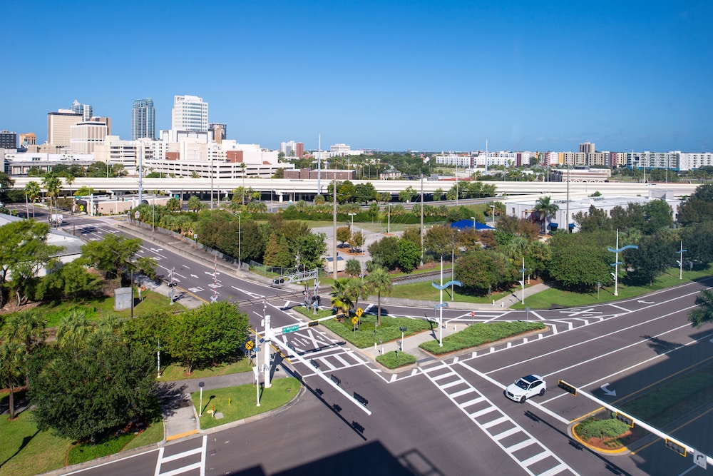 Home2 Suites by Hilton Tampa Downtown Channel District - photo 89