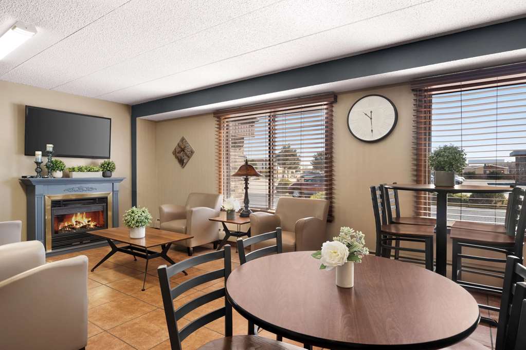 Days Inn by Wyndham Fort Collins - photo 31