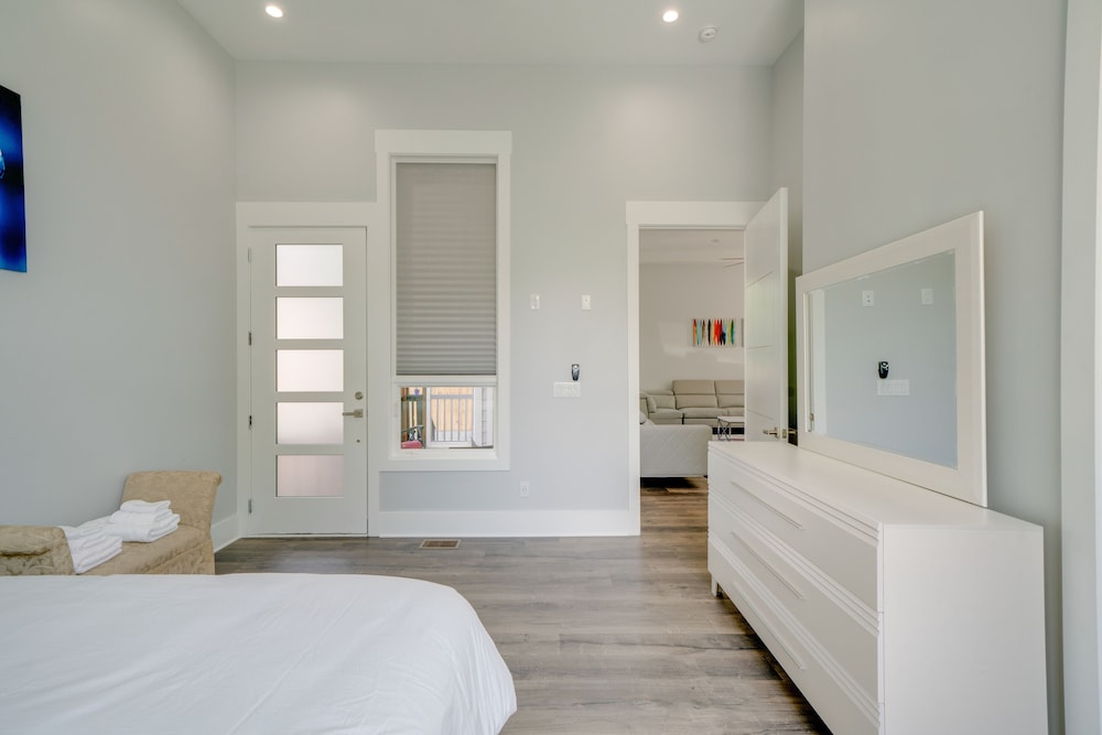 Luxury Unit on 12th South - photo 4