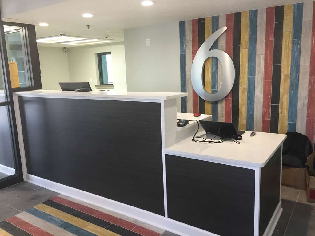 Motel 6 Burnsville MN - photo 20