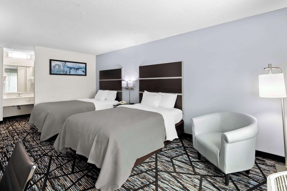 Quality Inn Atlanta Northlake - photo 6