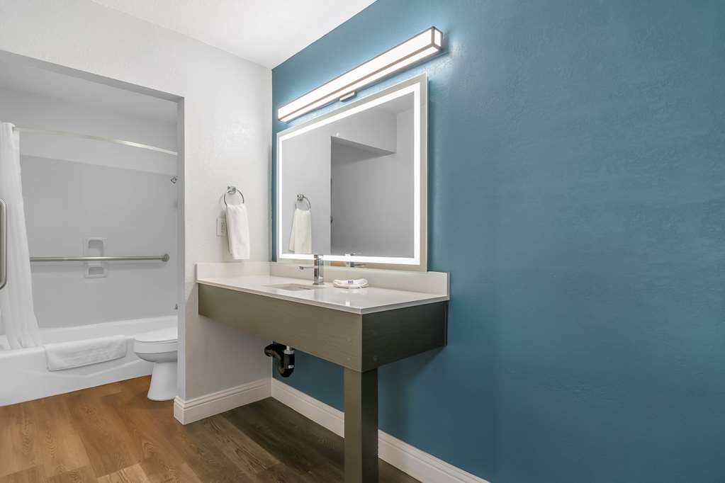 Studio 6 Suites Madera Ca Yosemite - photo 10