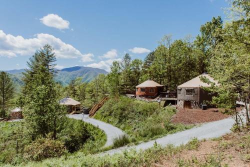 Fontana @ Sky Ridge Yurts — Bryson City — photo 3