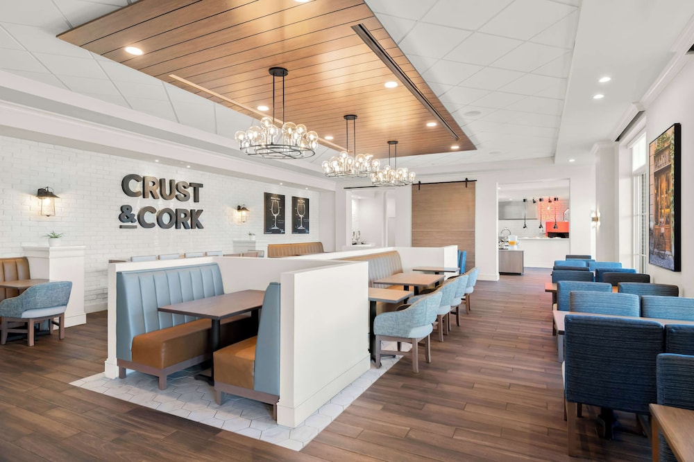 Hilton Garden Inn Suffolk Riverfront - photo 50