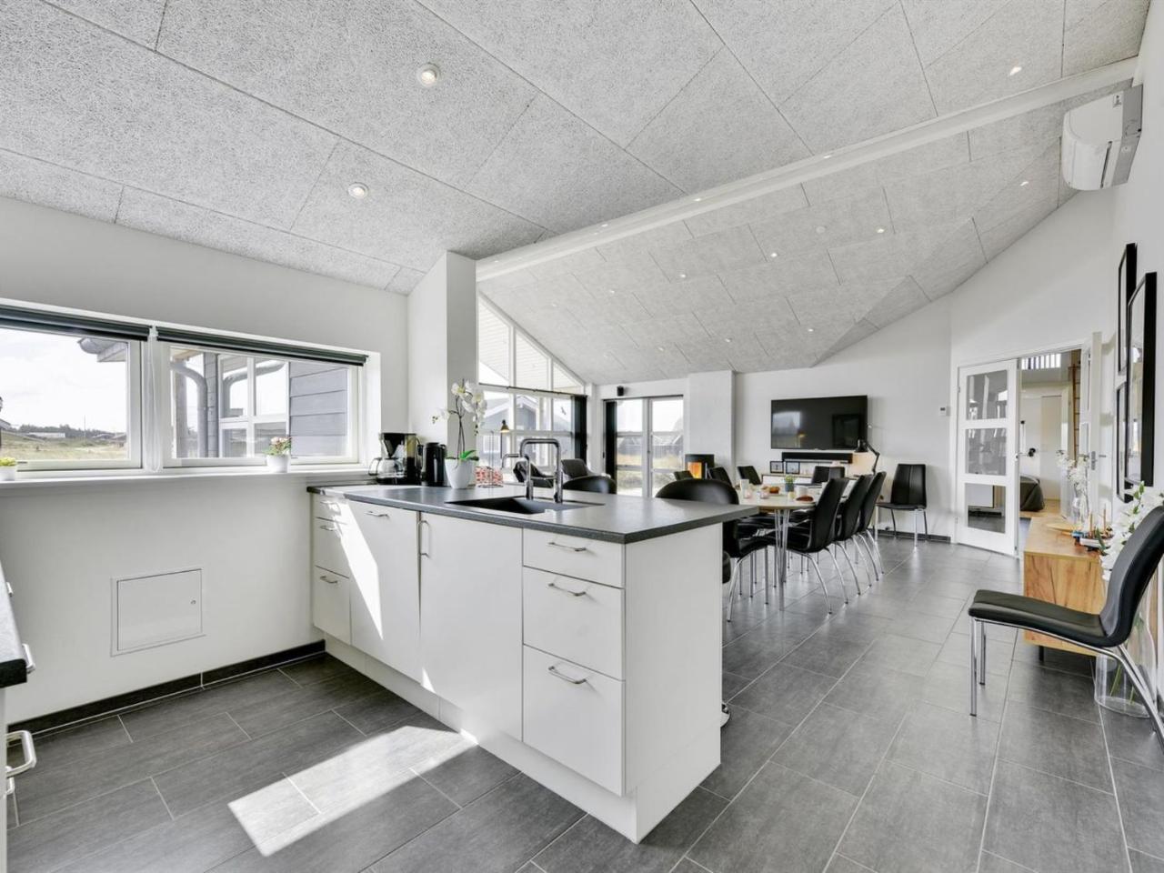 Holiday Home Ennie from the sea by Interhome — 4-Star Luxury Hotel in Hvide Sande, Denmark