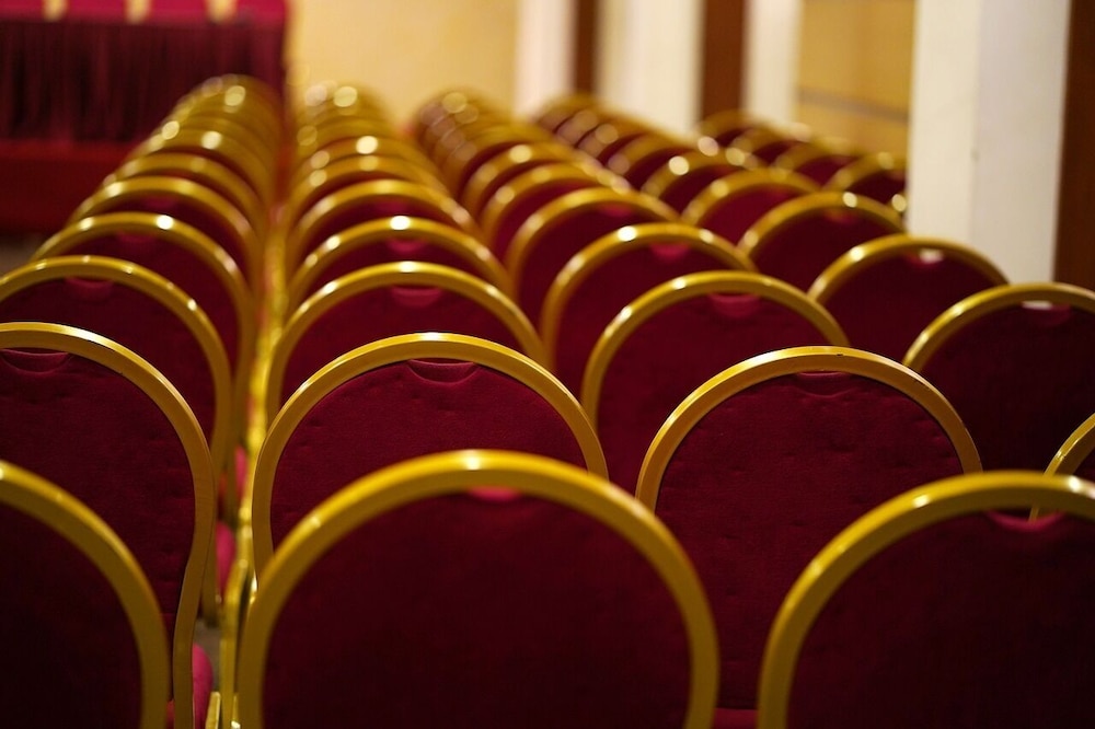 Holiday Inn Express & Suites Chicago Hoffman Estates by IHG - photo 46