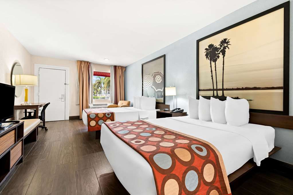 Super 8 by Wyndham Florida City Gateway to Keys Everglades - photo 17