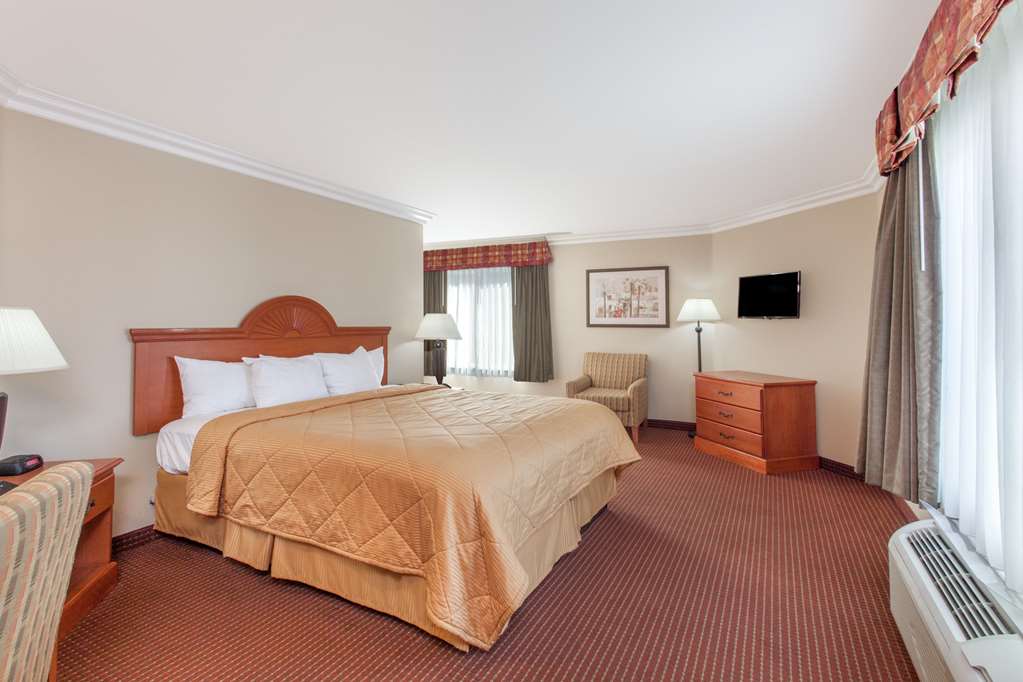 Days Inn by Wyndham Carlsbad - photo 25
