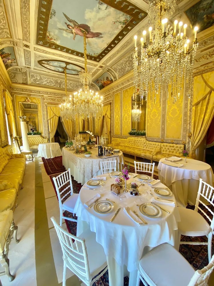 Palazzo Cherubini Pools & Wellness — 4-Star Luxury Hotel in Rossano, Italy