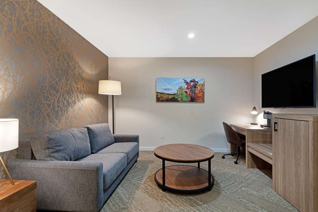 Best Western Plus Inn At The Vines - photo 12