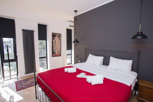 3 Person Apartment By Wehost