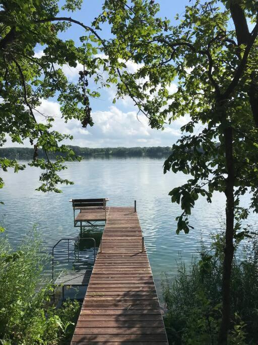Restful Retreat on the Lake Natural and Peaceful — 4-Star Luxury Hotel in Fergus Falls, United States