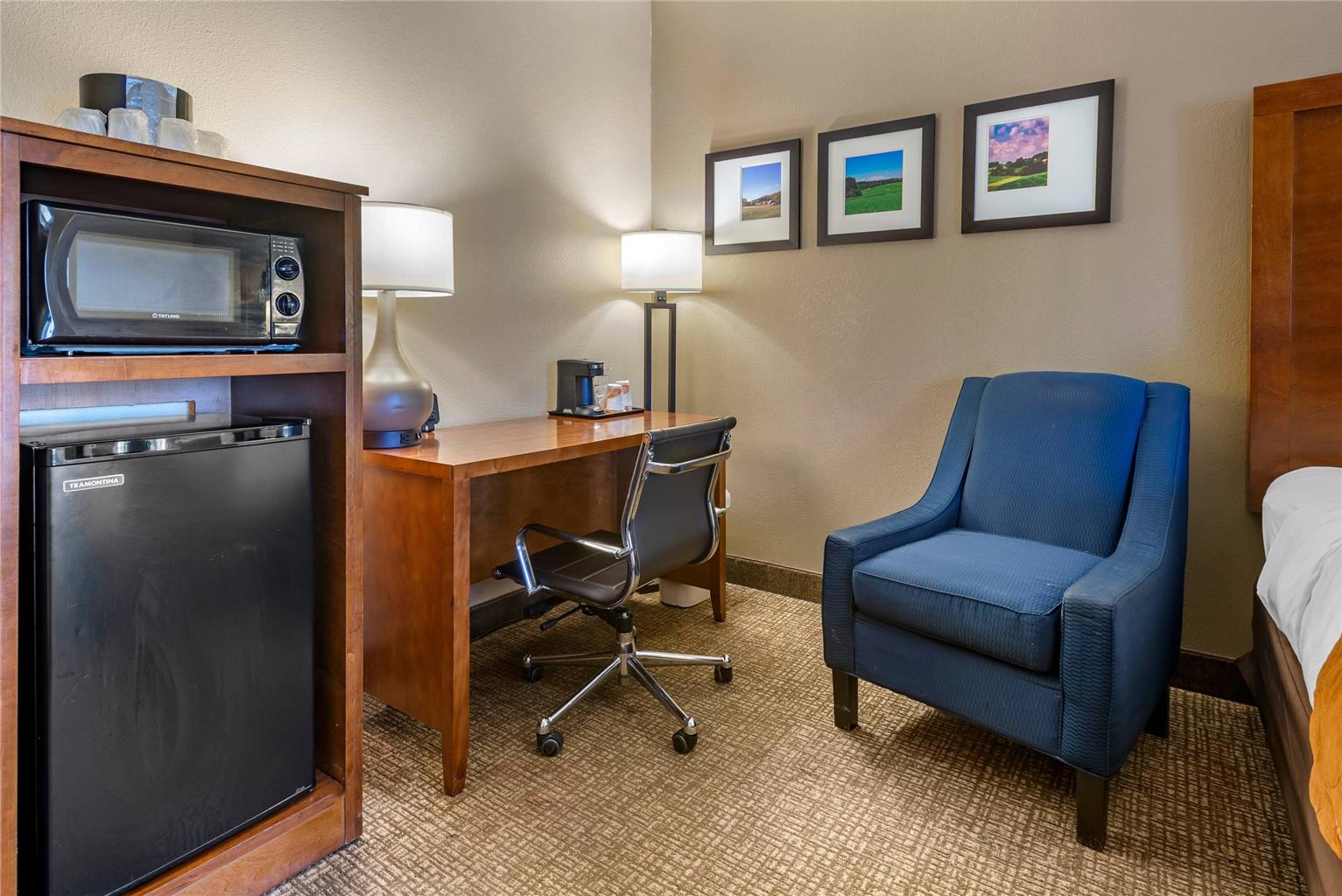 Comfort Suites Bethlehem Near Lehigh University and LVI Airport - photo 13