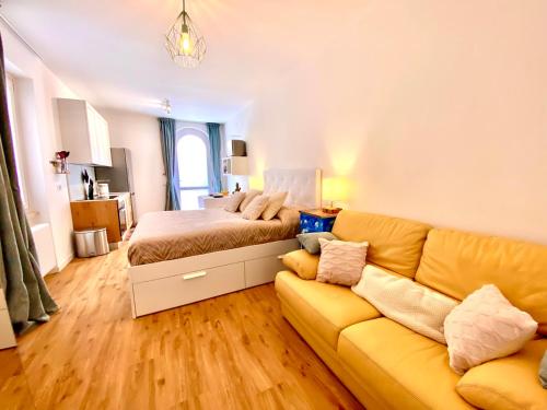 Appartamento Alice Smart — 4-Star Luxury Hotel in Bardolino, Italy
