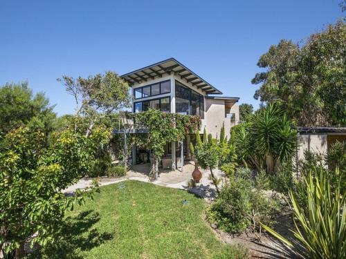 Pride Street Luxury 28 in Torquay, Australia