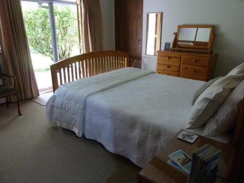 Thorold Country House — 4-Star Luxury Hotel in Thames, New Zealand