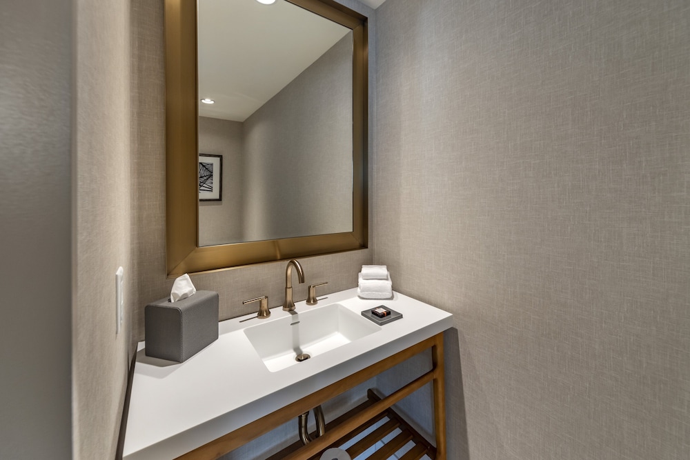 Omni Oklahoma City Hotel - photo 34