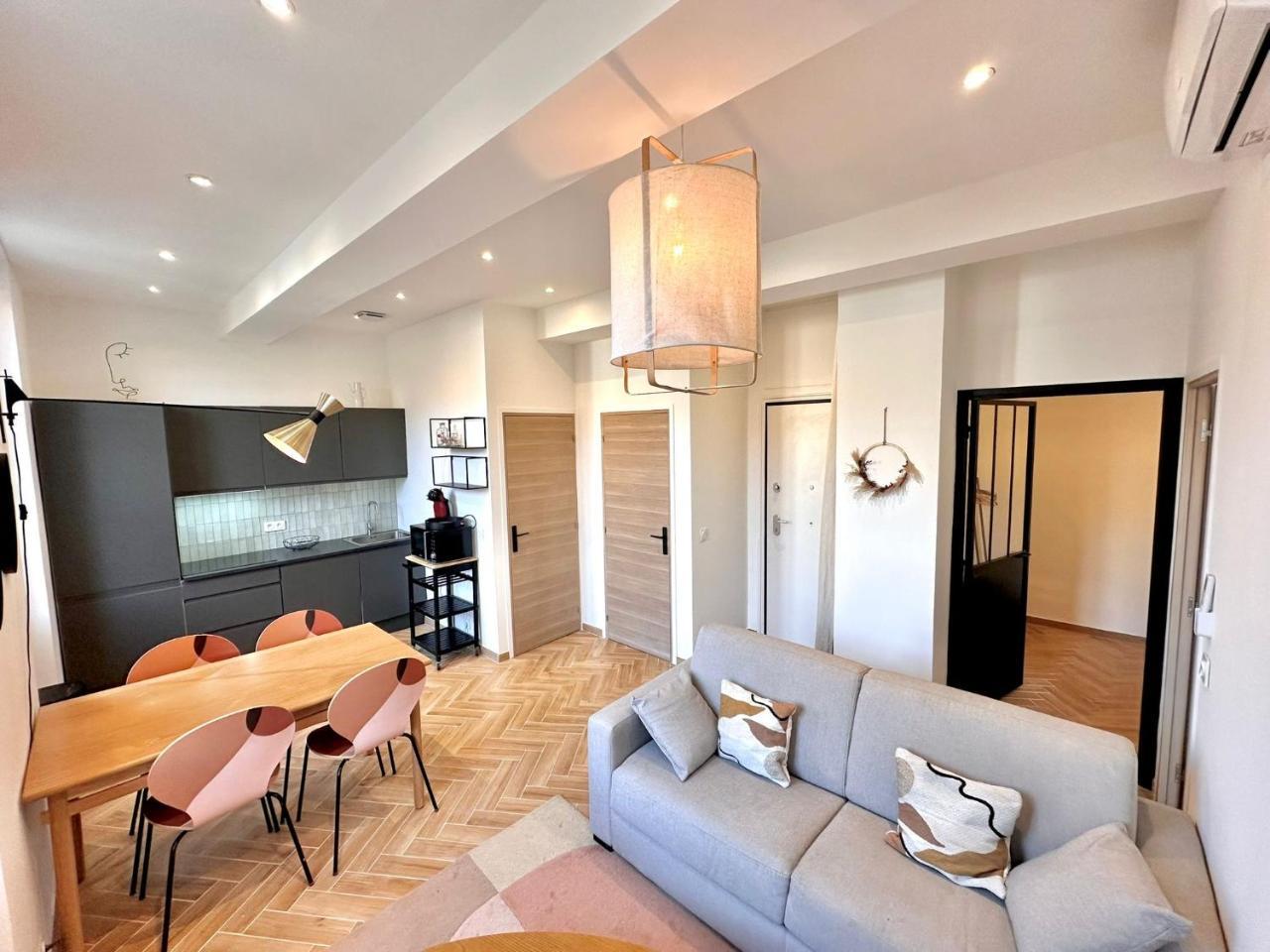 Homeforville - last minute hotel in Cannes