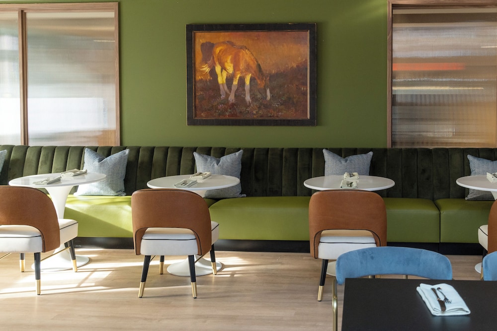 Hotel Brookmere & Arbor Spa - photo 55