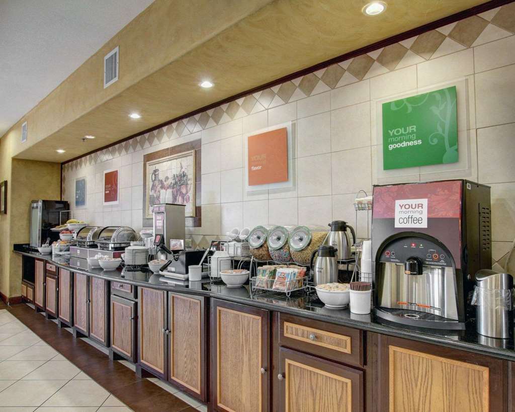 Comfort Inn & Suites Alvarado - photo 30
