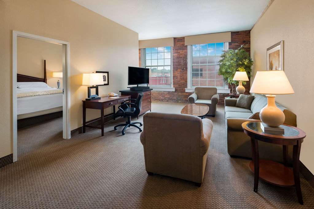 Hawthorn Extended Stay by Wyndham Rome - featured photo
