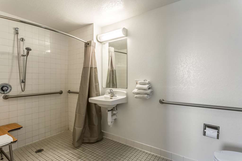 Motel 6 Needles CA - photo 23