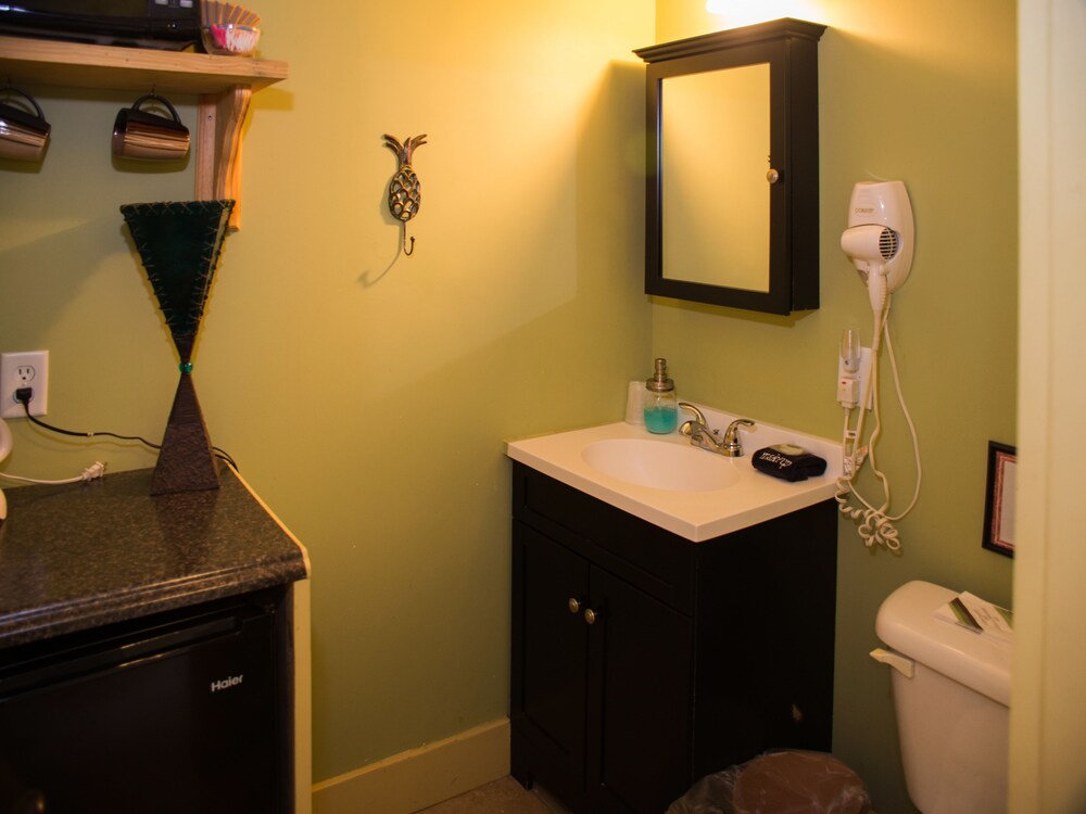 Beachside Boutique Inn - photo 26