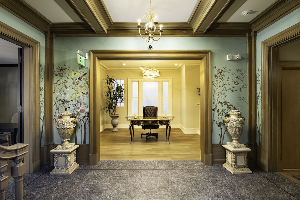 The Edward Hotel - carbon neutral hotel in Buffalo