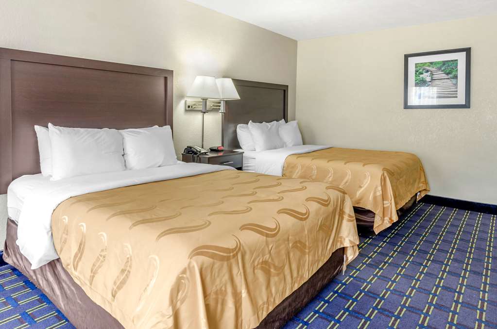 Quality Inn Waynesboro Skyline Drive - photo 13