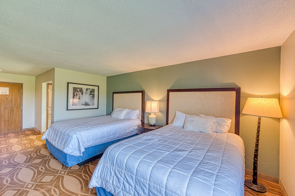 American Inn and Suites Dundee - photo 16